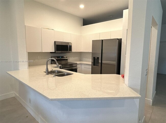 Building Photo - 1736 Aspen Ln