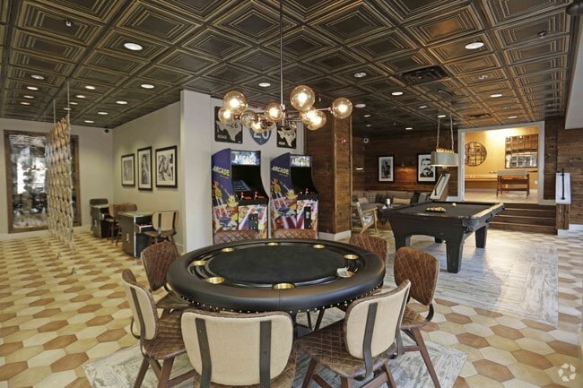 Interior Photo - Alesio Urban Center