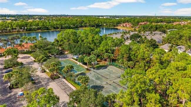Building Photo - 2001 Tarpon Bay Dr N