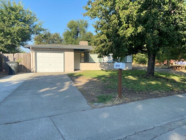 Building Photo - Fresh and Clean 3 bedroom home!