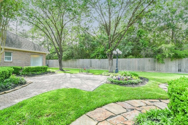 Foto del edificio - 14610 Farrawood Dr