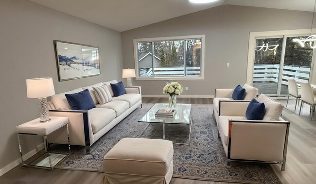 Foto del edificio - 1815 Meadowvale Rd NW
