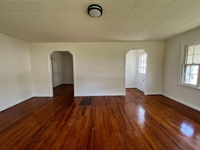 Foto del edificio - 1407 S Moore Rd