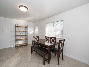 Building Photo - 521 S 400 E