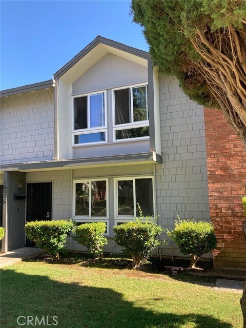 Building Photo - 16576 Montego Way