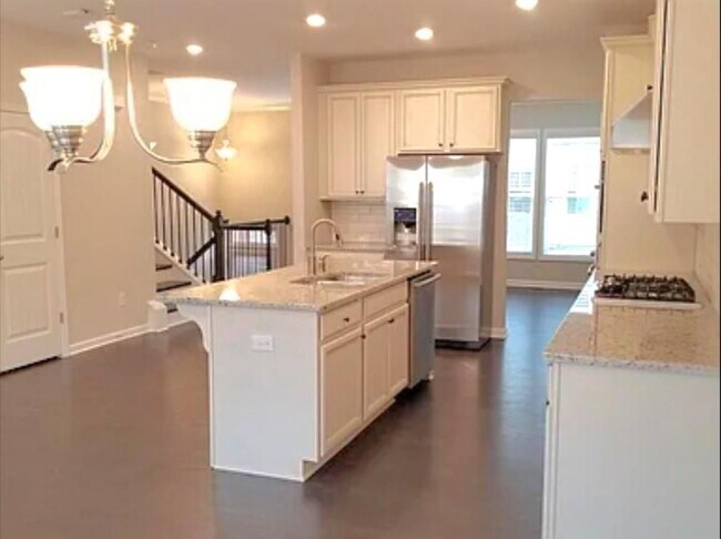 Foto del edificio - 891 Sunset Park Dr