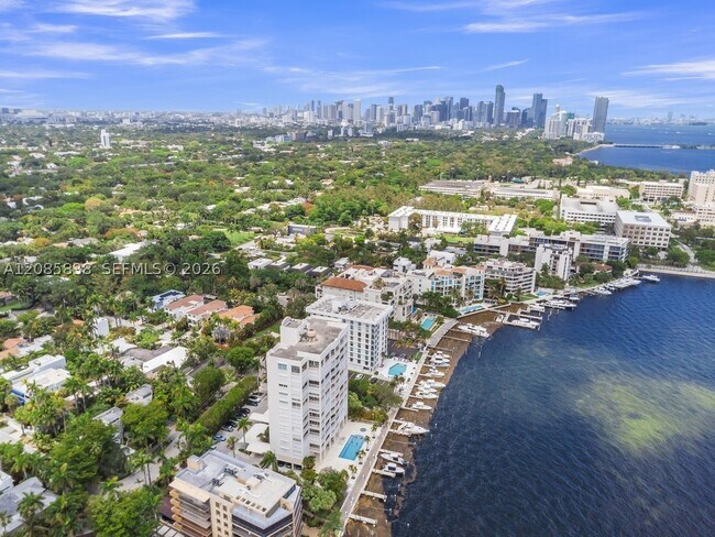 Foto del edificio - 1600 S Bayshore Ln