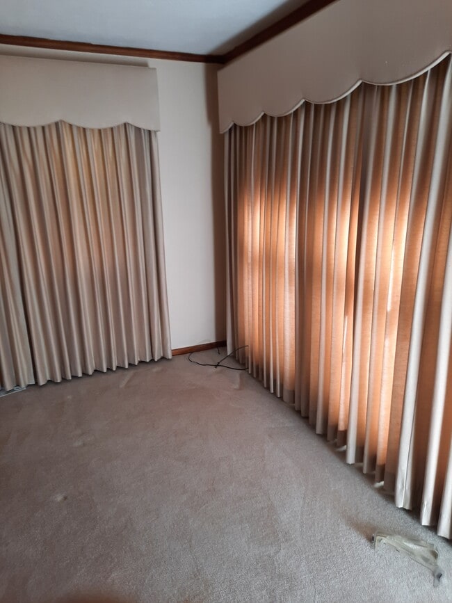 Foto del edificio - 5213 Evelyn Dr NW