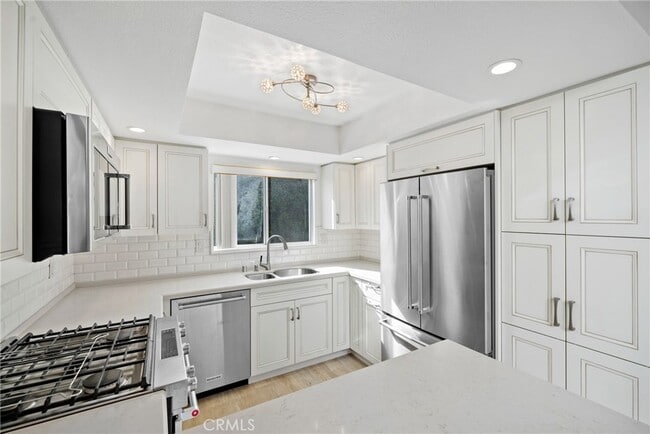Foto del edificio - 26342 Forest Ridge Dr