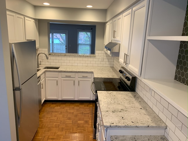 Kitchen overlooking living room - 2119 Fulton Ave