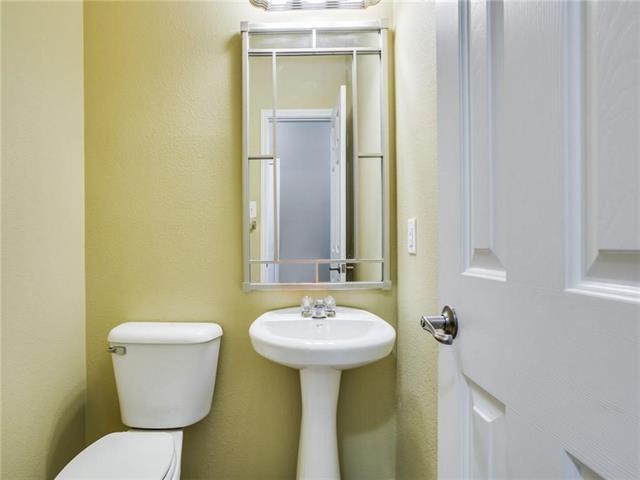 Foto del edificio - 2928 Muirfield Dr
