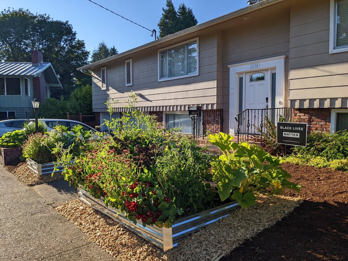 Foto principal - 2230 Hideaway Ct