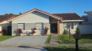 Building Photo - 14470 SW 96th Terrace