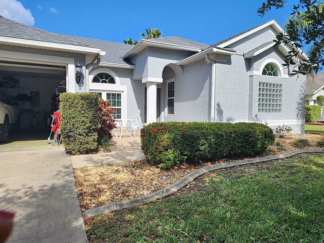 Foto principal - 1912 Big Cypress Dr