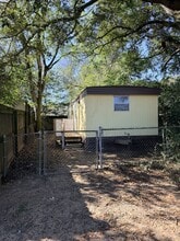 Building Photo - 4069 Vern St