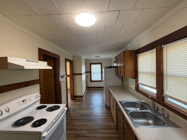 Foto del edificio - Two-Three bedroom, 1 bath house in Graham