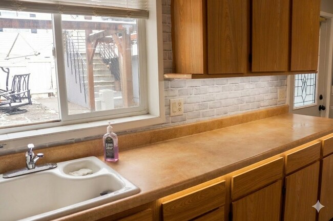 Foto del edificio - 318 107th St SW