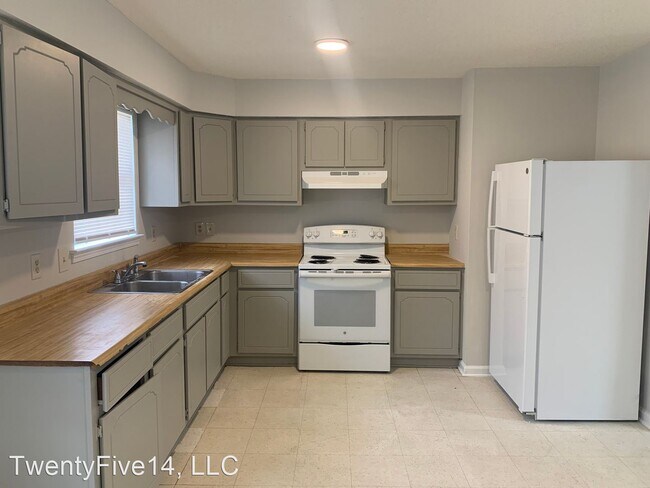 Foto del edificio - 3 br, 1 bath House - 805 N Street
