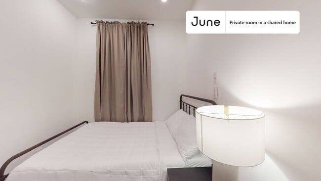 Foto del edificio - Room in Shared 2 bed/1 bath home