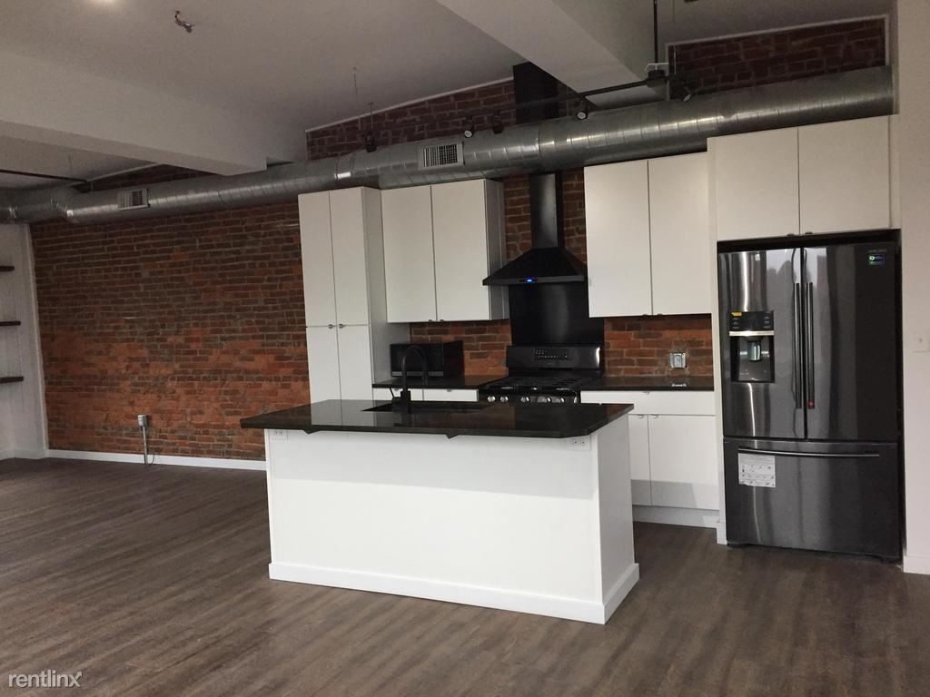 Foto principal - 4409 Butler St