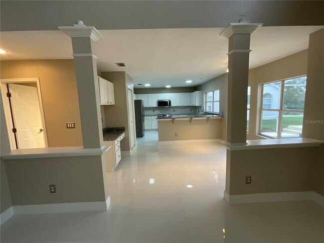Building Photo - 13668 Crystal River Dr