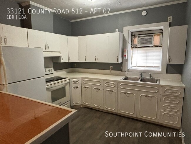 Foto del edificio - 33121 Co Rd 512