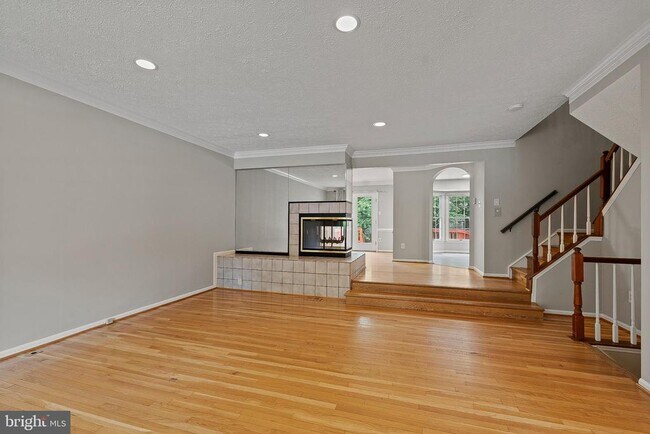 Foto del edificio - 7 Willwood Ct