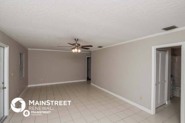 Foto del edificio - 466 Periwinkle Dr