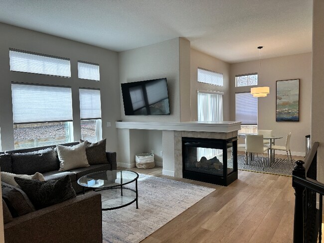 Foto del edificio - 10592 Pearlwood Cir