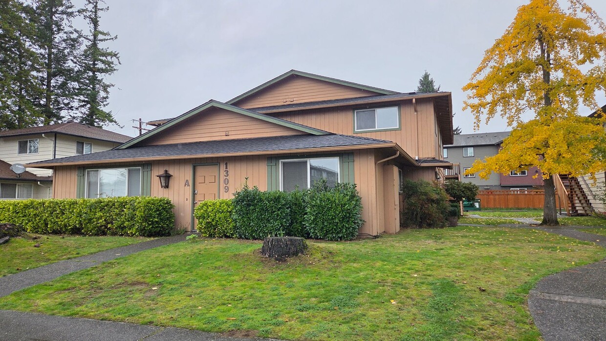 Primary Photo - 1309 Wildwood St