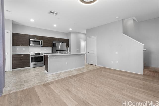 Building Photo - 91-1159-1159 Kamakana St