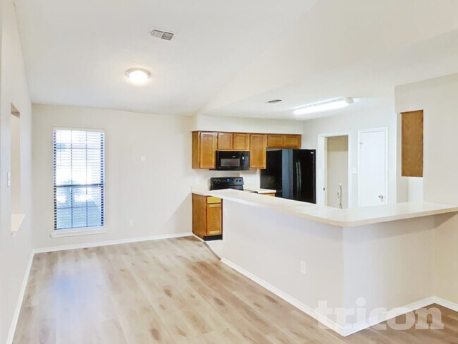 Foto del edificio - 1844 Hunting Green Dr