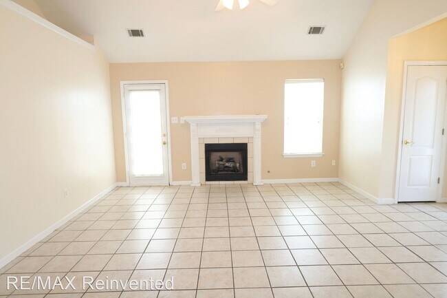 Foto del edificio - 3 br, 2 bath House - 2015 Glennfield Lane