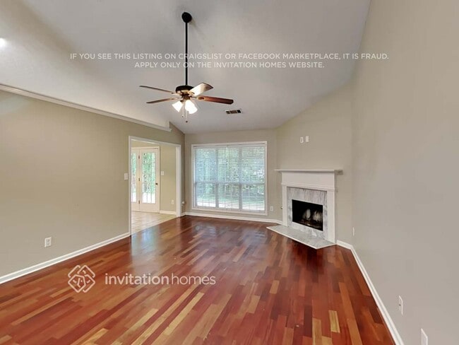 Foto del edificio - 660 Peachtree Trails Dr