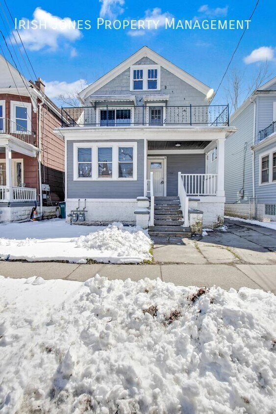 Foto principal - 35 Weyand Ave
