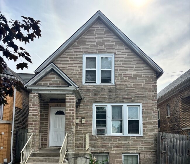 Foto del edificio - 2223 N La Crosse Ave