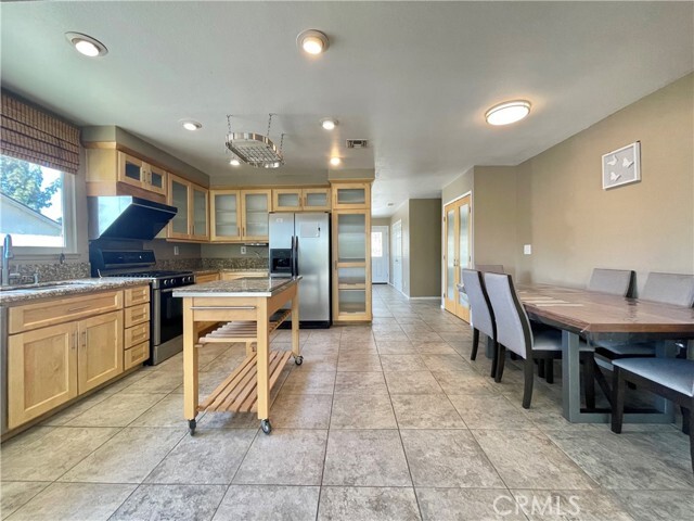 Building Photo - 15335 Rolling Ridge Dr