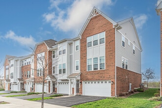 Building Photo - 780 Weller Dr