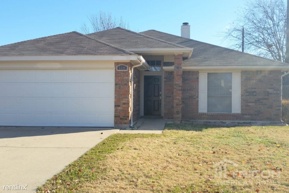 5711 Spyglass Hill Dr, Arlington, TX 76018 House Rental in Arlington, TX