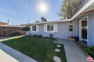 Building Photo - 1226 E Ada Ave