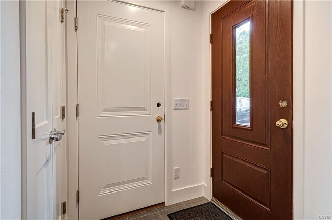 Foto del edificio - 110 Xavier Cir