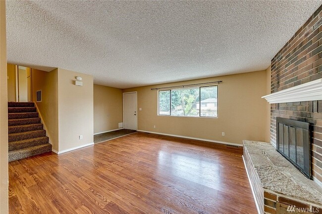 Building Photo - 415 Lebo Blvd