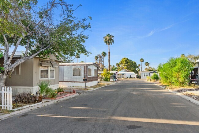 Foto del edificio - Shadow Mountain Community