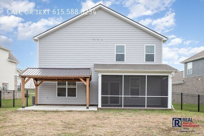 Foto del edificio - 1021 Ewell Farm Dr