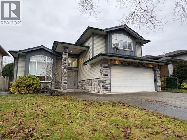 Photo du bâtiment - 23923-23121 121 Ave