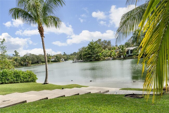 Foto del edificio - 6880 SW 126th Ter