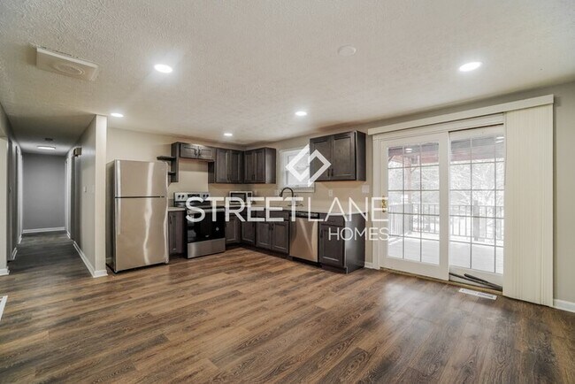 Building Photo - Charming 3 Bedroom in Grove City!