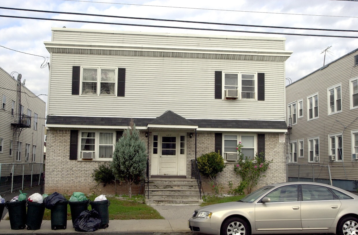 Building Photo - 437 Rosehill Pl