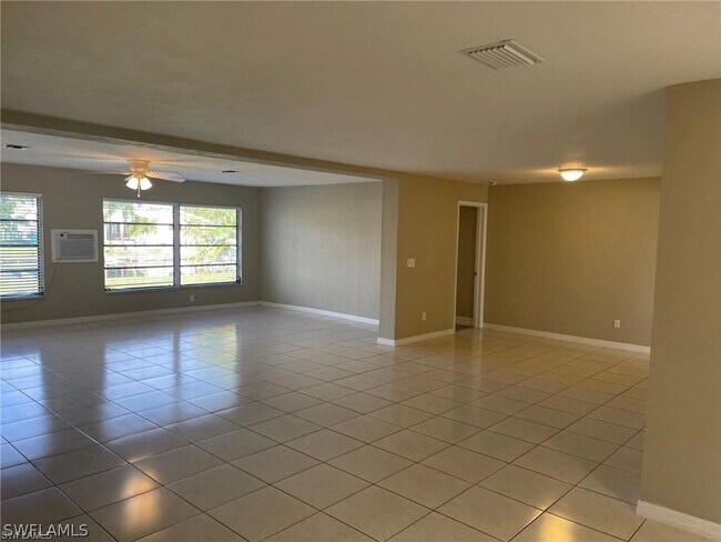 Building Photo - 5320 Coral Ave