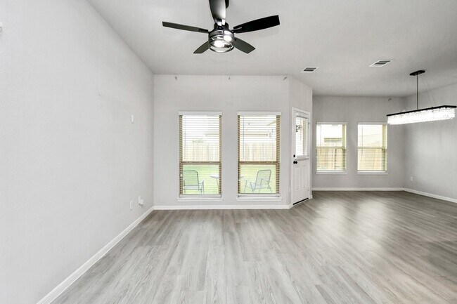 Building Photo - 13426 Merryville Harrogate Ln